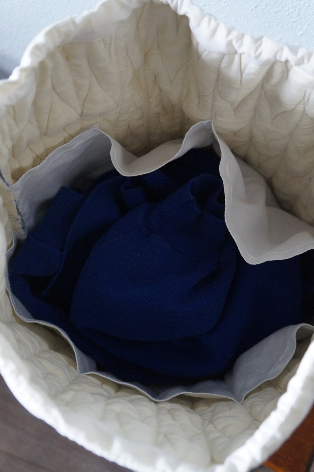 Handmade xlarge 1/1 vintage shell quilt drawstring bag