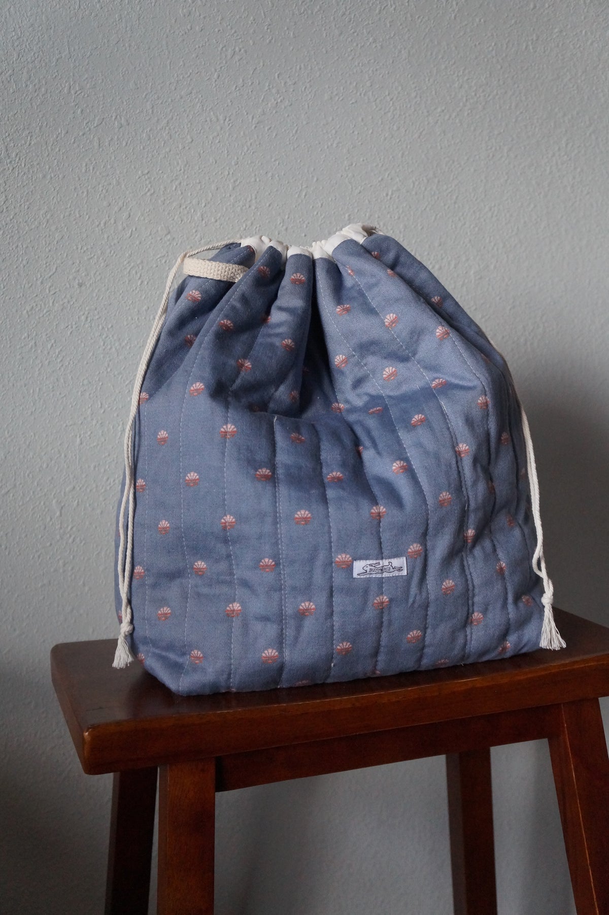 Handmade xlarge 1/1 vintage shell quilt drawstring bag