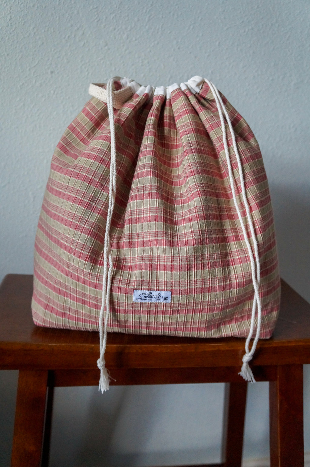 Handmade xlarge 1/1 vintage plaid quilted drawstring bag