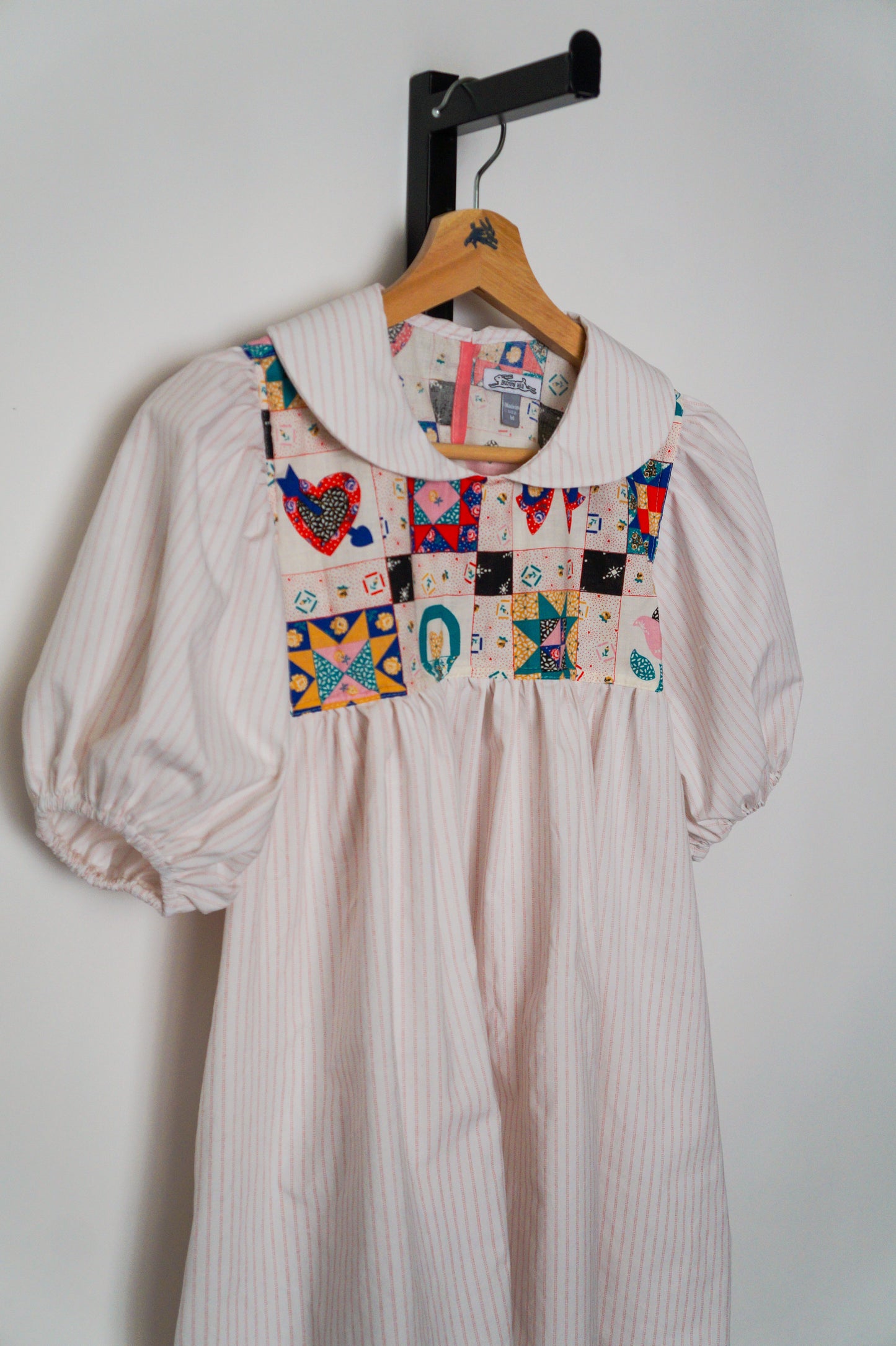 Handmade peter pan collar quilt patchwork print puff sleeve blouse (M)