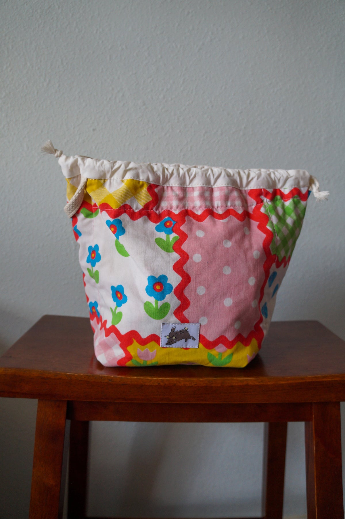 Handmade medium 1/1 vintage rick rack quilt drawstring bag