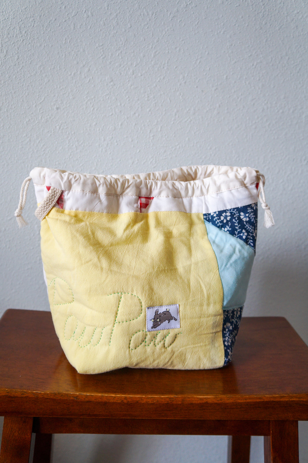Handmade medium 1/1 vintage signature quilt drawstring bag