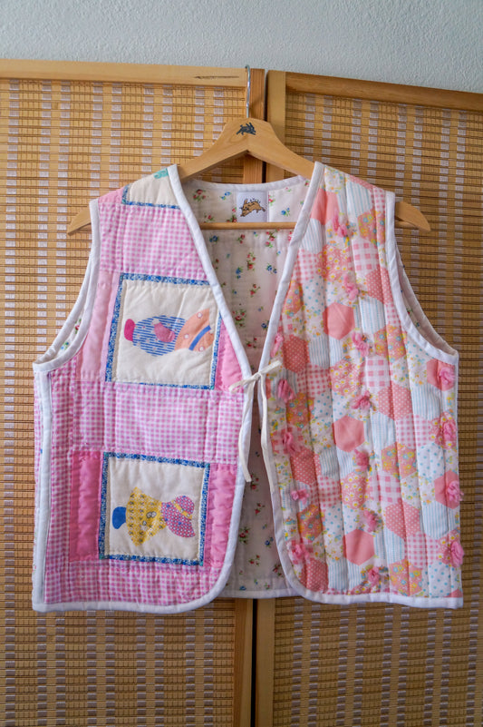 Handmade sun bonnet sue quilt tie vest (S-M)