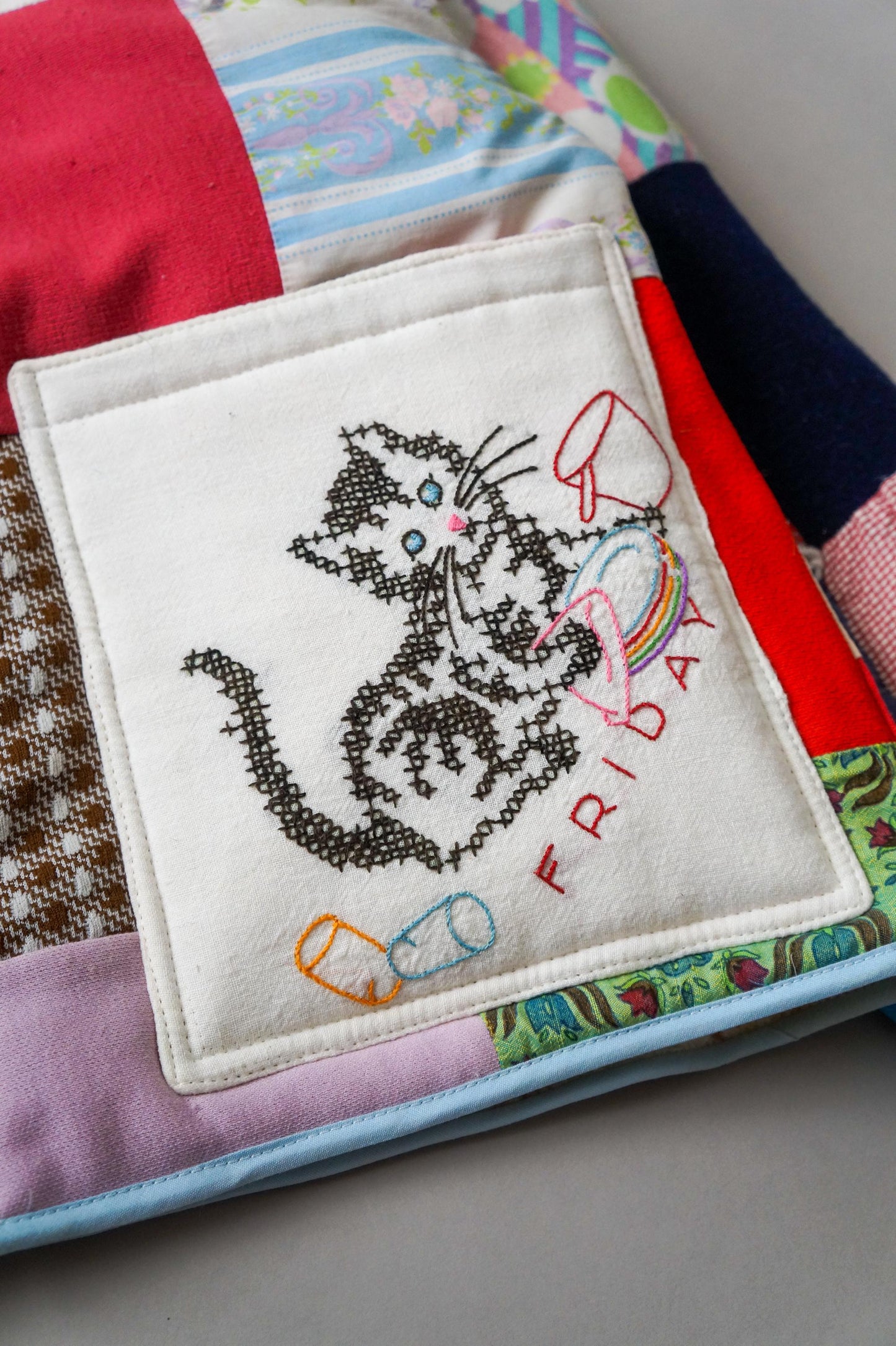 Handmade patchwork cat embroidery boxy jacket (M)