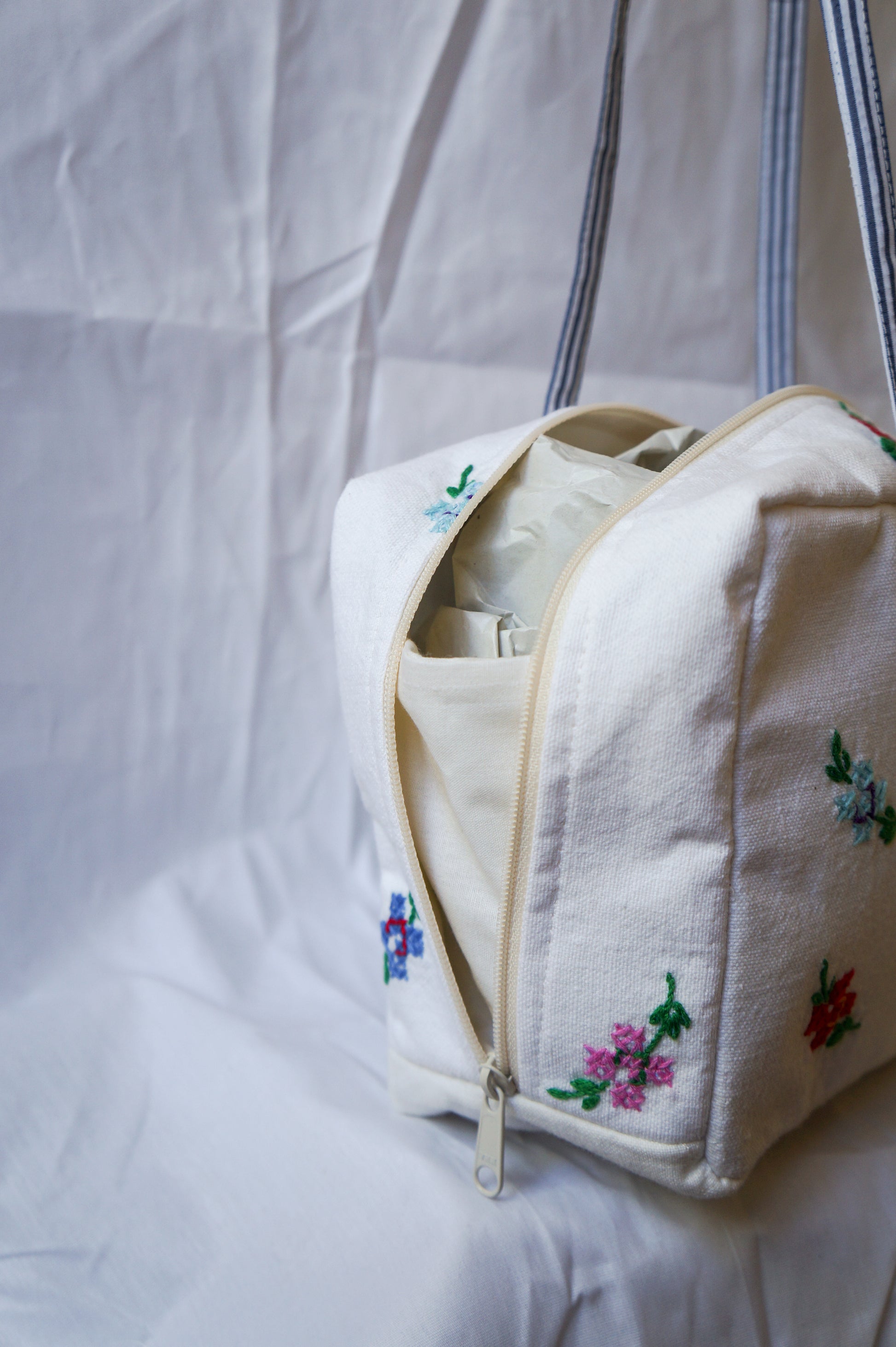Handmade vtg embroidered butterfly bowler bag