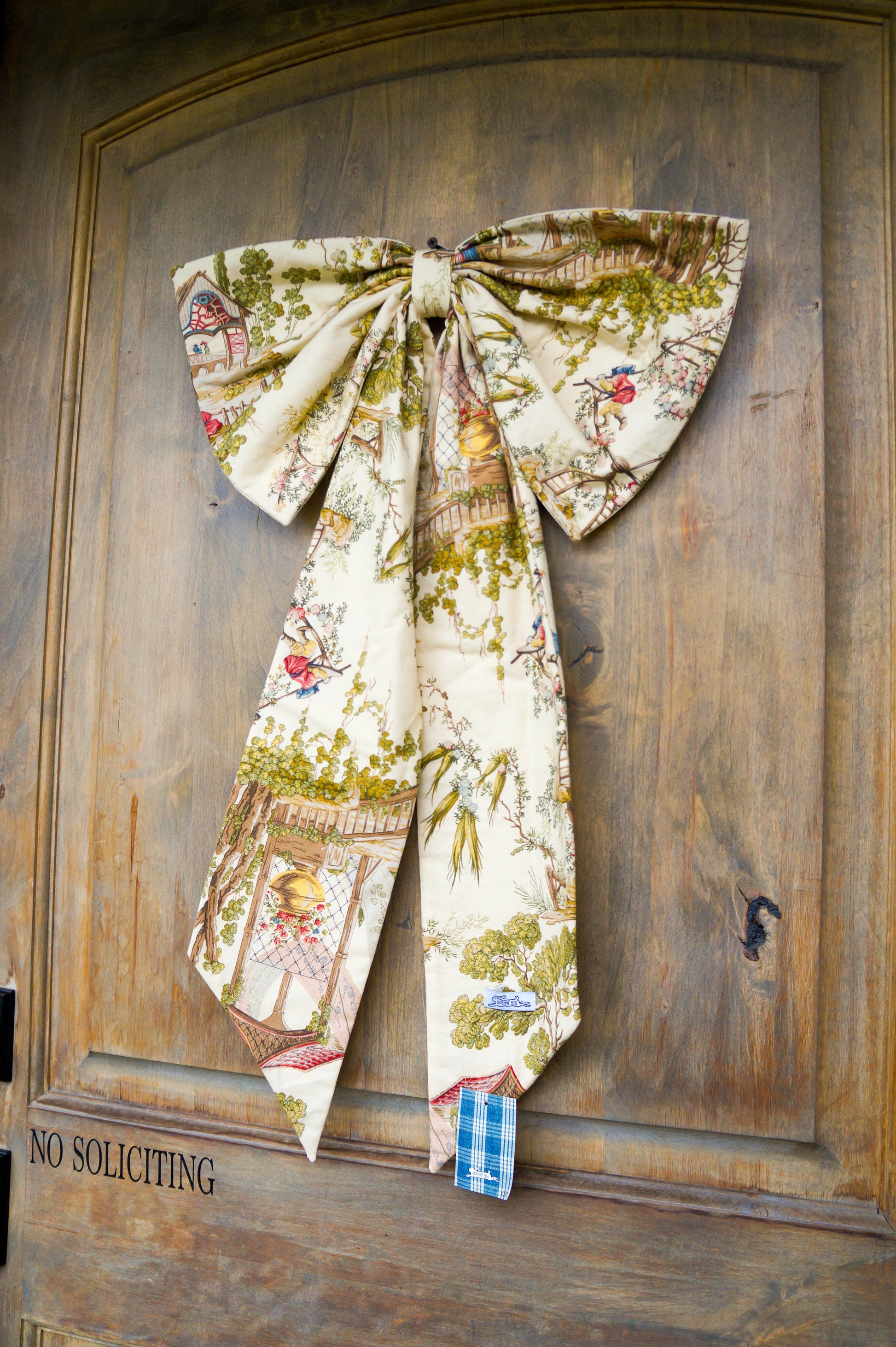 Handmade bow - vintage toile canvas