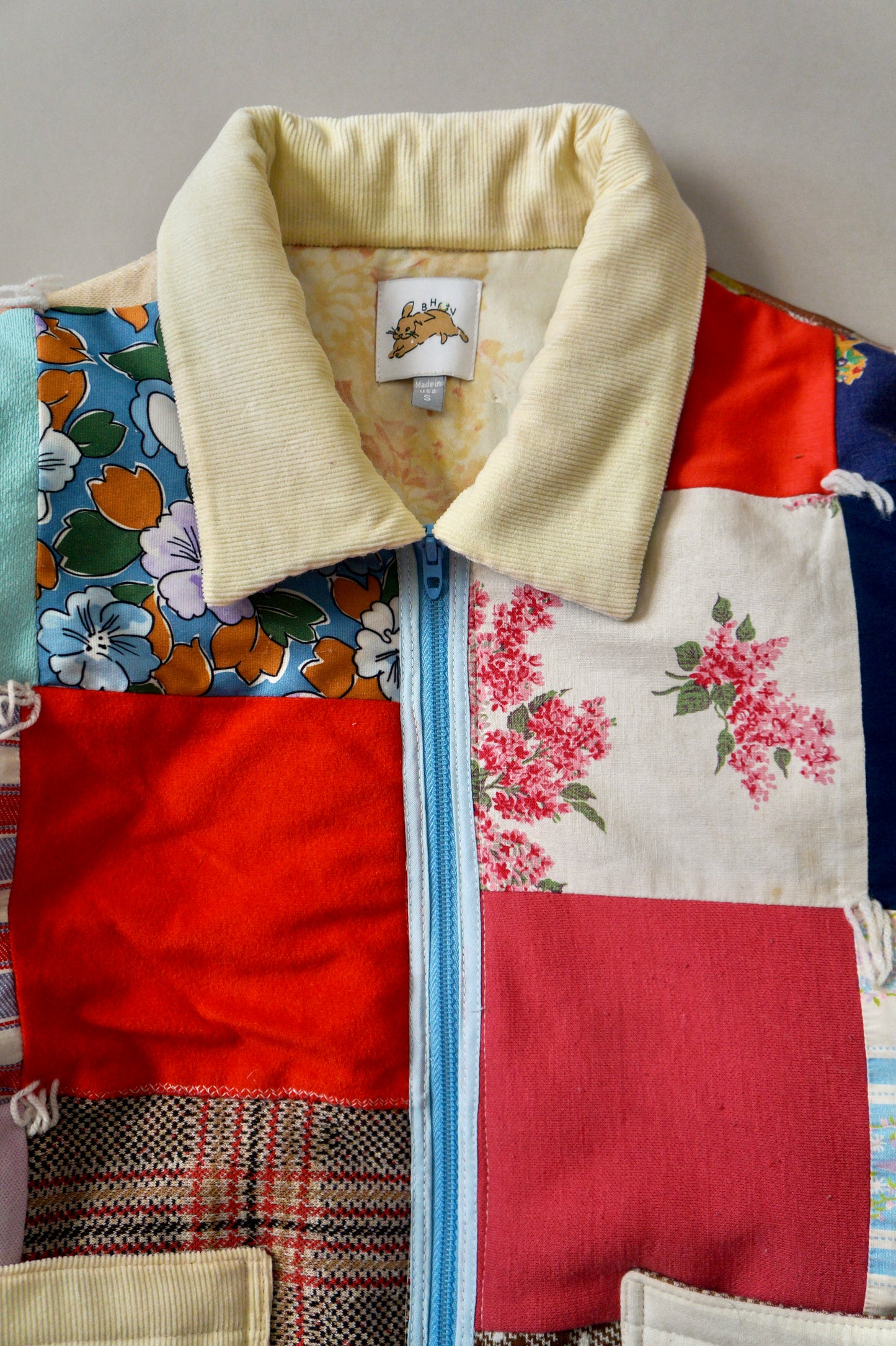 Handmade patchwork cat embroidery boxy jacket (M)