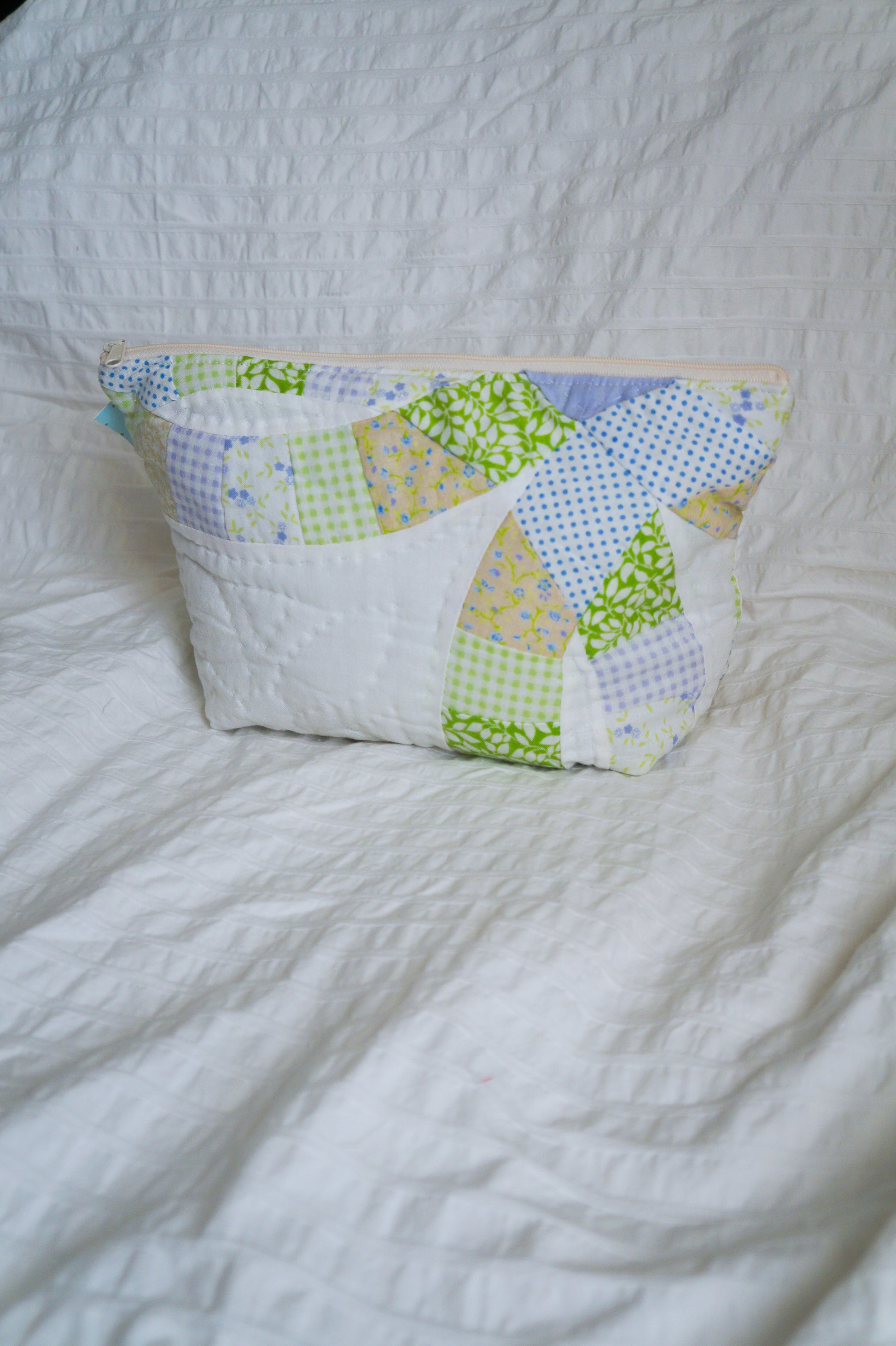 Handmade wedding ring quilt large triangle pouch