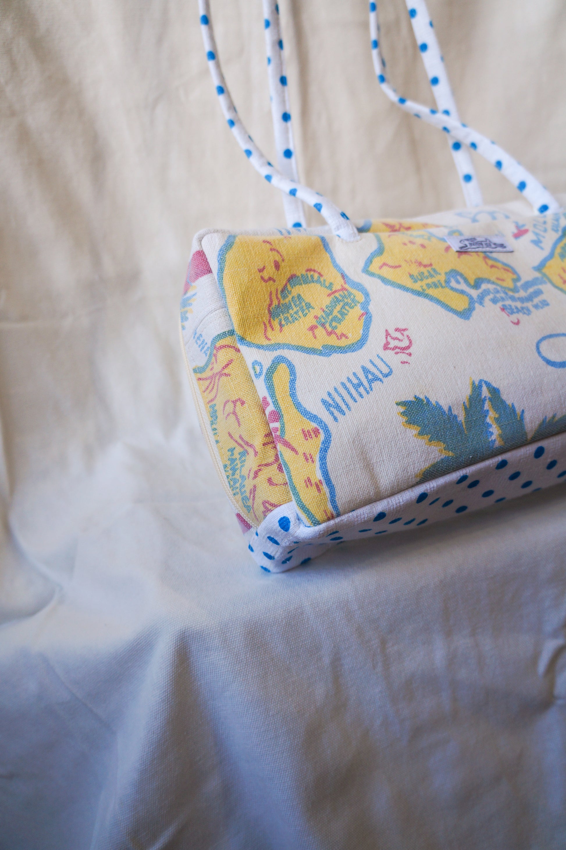 Handmade 1/1 vintage Hawaii graphic bowler bag