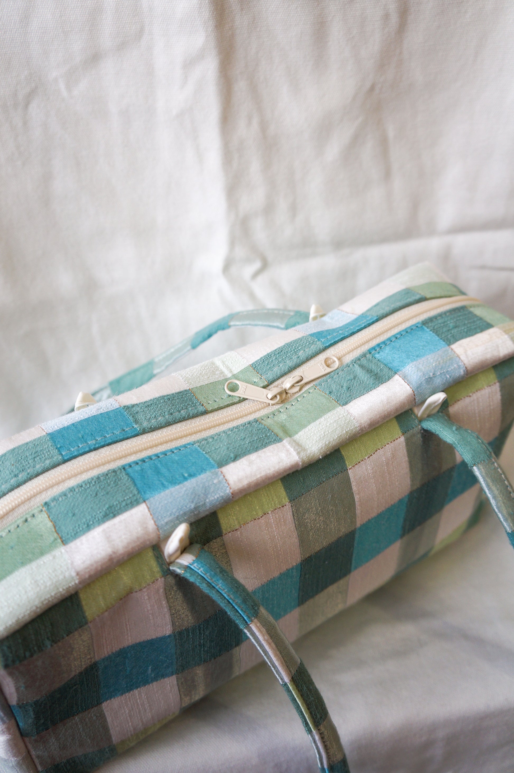 Handmade 1/1 green shimmer plaid bowler bag