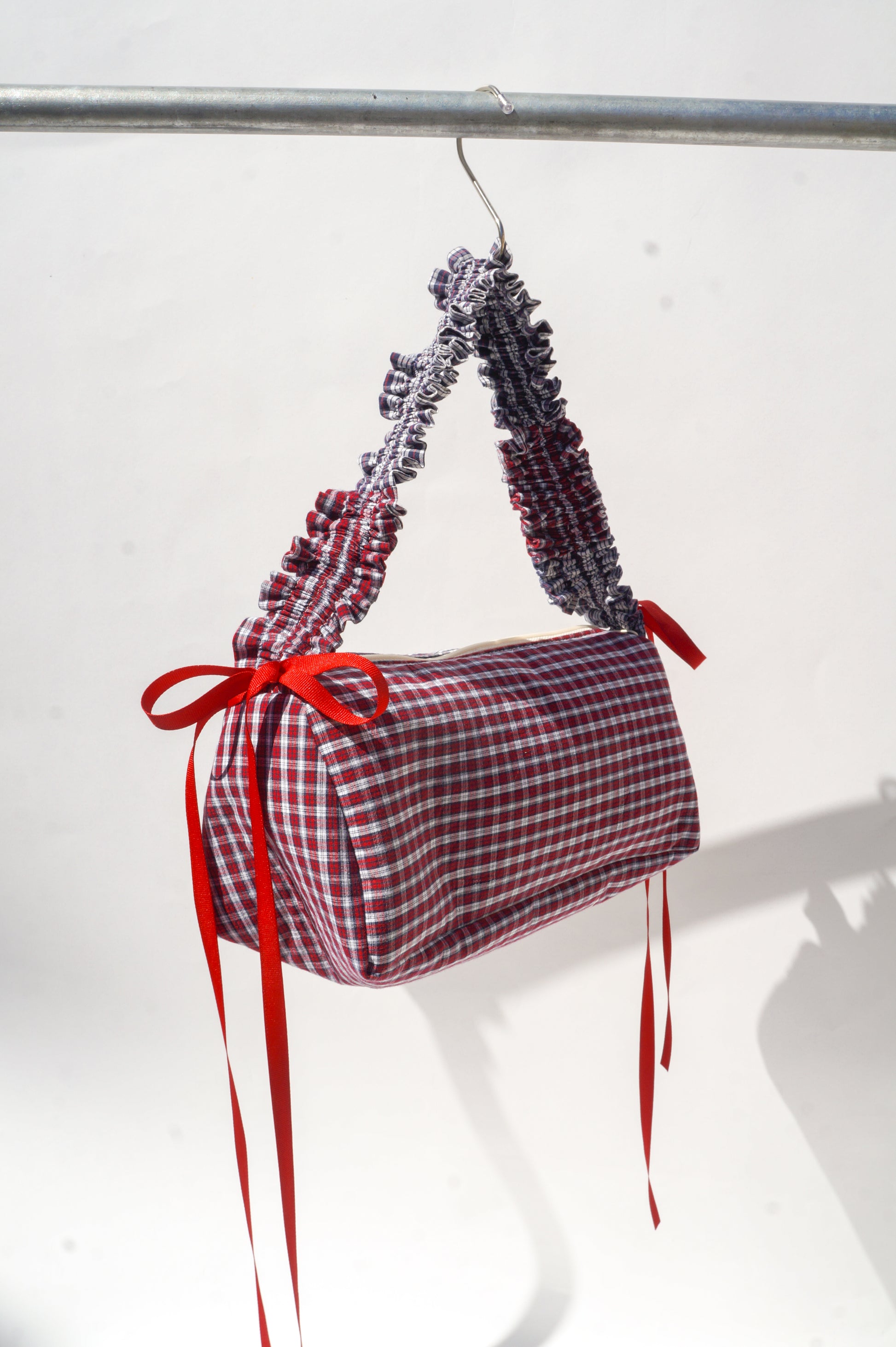 Ruffle pochette #11